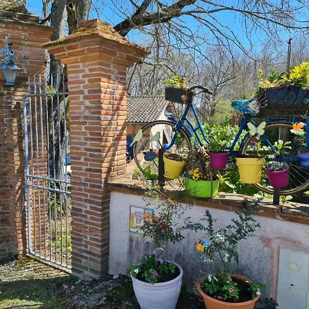 Country house Pause Nature Maison Cosmos Avec Parking Gratuit